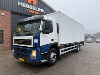 Truk box VOLVO FM9 260