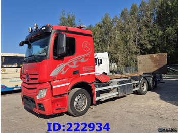 Truk sasis MERCEDES-BENZ Actros 2545