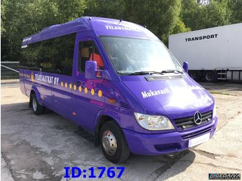 Bus pinggiran kota MERCEDES-BENZ Sprinter 413 VIP XXL: gambar 1