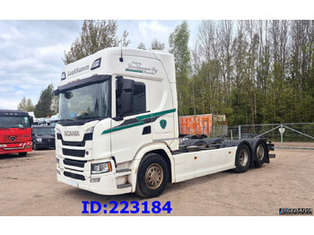 Truk sasis SCANIA G