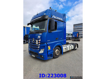 Tractor head MERCEDES-BENZ Actros 1845