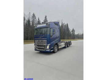 Truk sasis VOLVO FH13 540