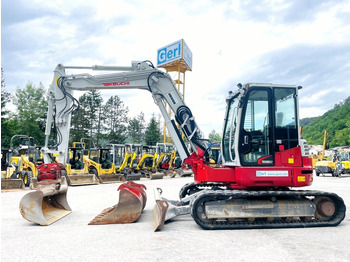 Ekskavator perayap TAKEUCHI