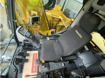 Ekskavator perayap Komatsu PC138US-11: gambar 3