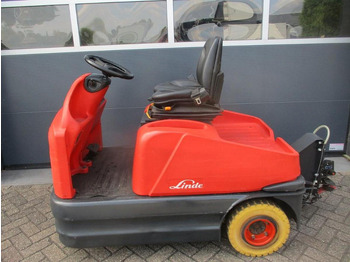 Traktor derek LINDE P60