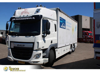 Truk dengan terpal samping DAF CF 330