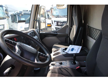 Interior photo 1: Truk box DAF LF 180 + Euro 6 + Dhollandia Lift + 12t