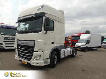Tractor head DAF XF 460