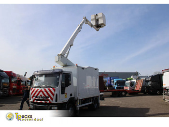 Truk IVECO EuroCargo 120E