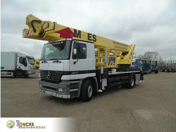 Truk MERCEDES-BENZ Actros