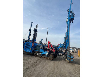 Sopir tumpukan SOILMEC