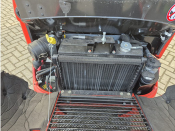 Pemuat ringkas MANITOU MLA 2-25H miniloader: gambar 5 Pemuat ringkas MANITOU MLA 2-25H miniloader: gambar 5