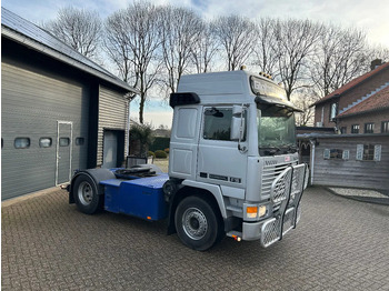 Interior photo 1: Tractor head Volvo F 16.505 hp | 4x2 | AIR SUSPENSION | 1992 | GLOBETROTTER |