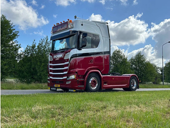 Tractor head SCANIA S 500