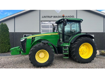 Traktor JOHN DEERE 8R Series