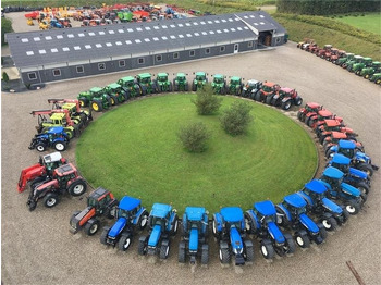 Traktor Massey Ferguson 165 Med Ålø læsser med greb.: gambar 3