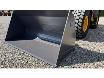 Leasing SE AB 2,9m3 skovl med Volvo beslag på. Den er 2.75 SE AB 2,9m3 skovl med Volvo beslag på. Den er 2.75: gambar 4 Leasing SE AB 2,9m3 skovl med Volvo beslag på. Den er 2.75 SE AB 2,9m3 skovl med Volvo beslag på. Den er 2.75: gambar 4