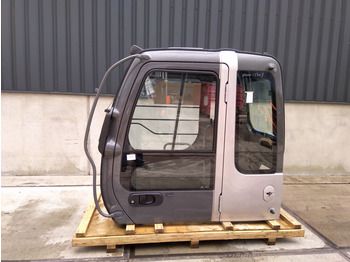 Kabin HITACHI
