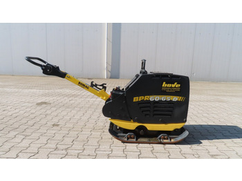 Pelat getar BOMAG