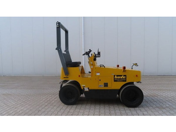 Roller pneumatik SAKAI