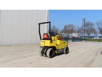 Roller pneumatik Sakai TS 160: gambar 2