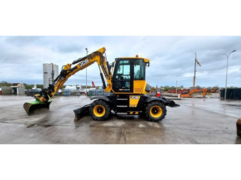 Ekskavator roda JCB