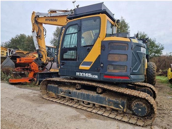 Ekskavator perayap HYUNDAI