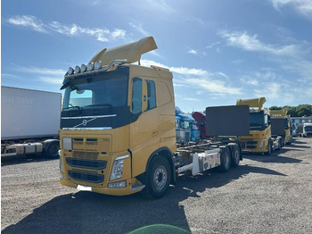 Pengangkut kontainer/ Container truck VOLVO FH 500