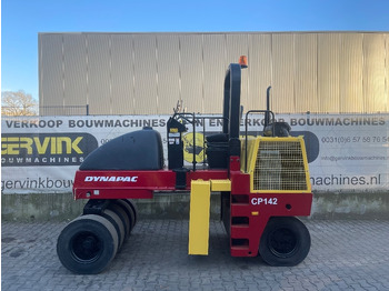 Roller pneumatik DYNAPAC
