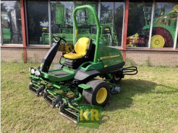 Mesin pemotong rumput JOHN DEERE 8000 Series