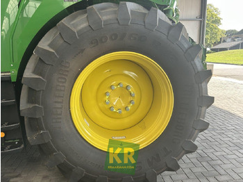 Pemanen hijauan JOHN DEERE 8400