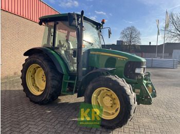 Traktor John Deere 5080M: gambar 5