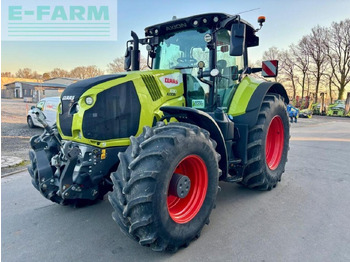 Traktor CLAAS Axion 830
