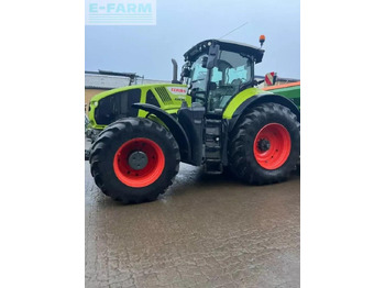 Traktor CLAAS Axion 930
