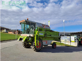 Pemanen gabungan CLAAS Dominator