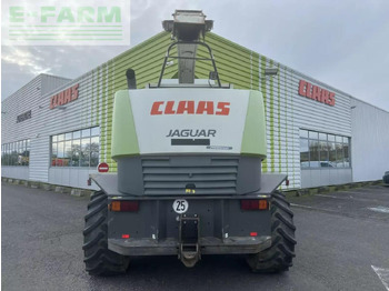 Pemanen hijauan CLAAS jaguar 830: gambar 4