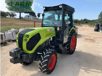 Traktor CLAAS Nexos