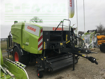 Baler persegi CLAAS
