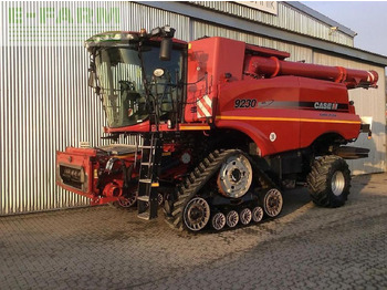 Pemanen gabungan CASE IH