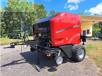 Baler persegi CASE IH