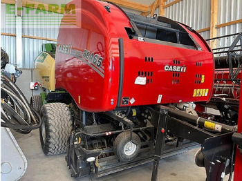 Baler persegi CASE IH