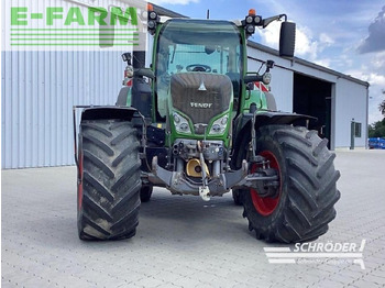 Traktor Fendt 724 s4 profi plus: gambar 2 Traktor Fendt 724 s4 profi plus: gambar 2