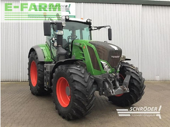 Traktor FENDT 824 Vario