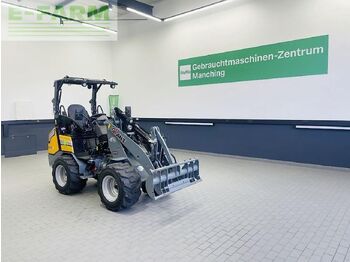Ekskavator mini GIANT