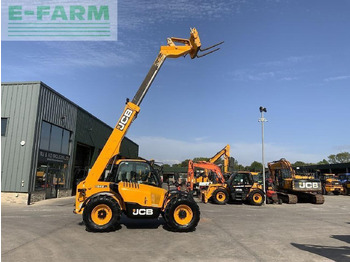 Ekskavator mini JCB