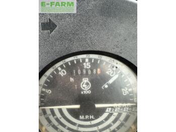 Traktor John Deere 2850: gambar 3
