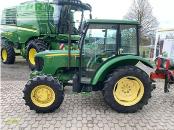 Traktor John Deere 5055e: gambar 4