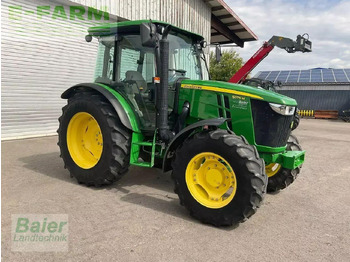 Traktor JOHN DEERE 5075M