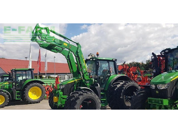Traktor JOHN DEERE 6120M