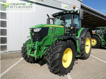 Traktor JOHN DEERE 6215R